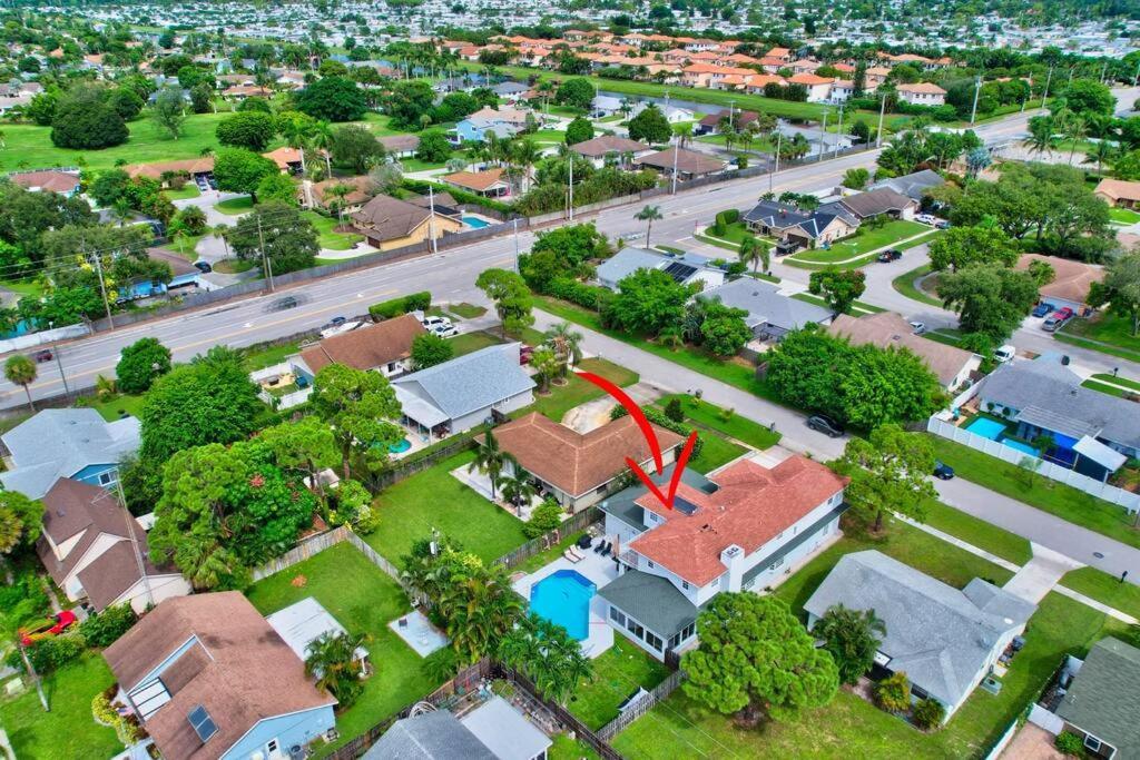 5 Bedroom Mansion With Pool And Non-Heated Jacuzzi Games In Boynton Beach Luaran gambar