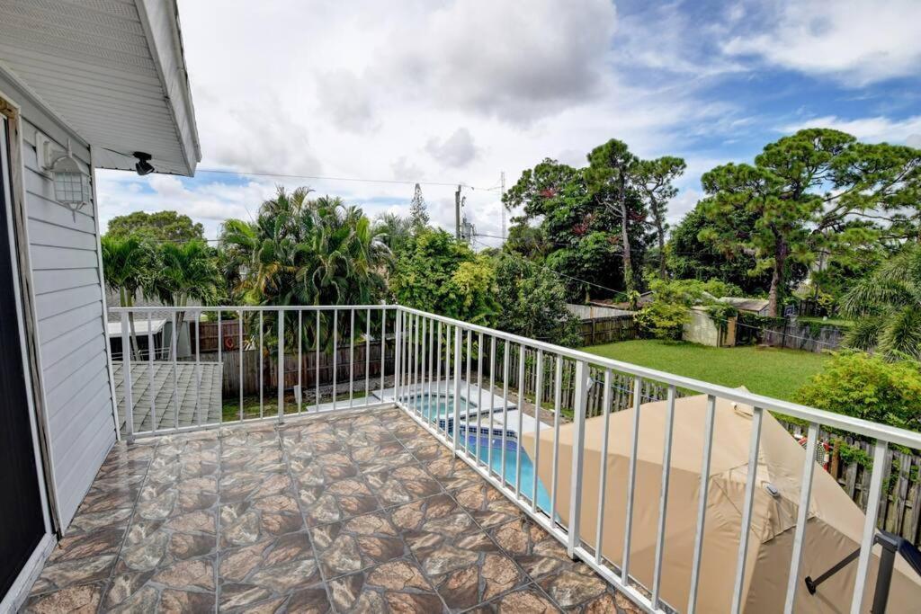 5 Bedroom Mansion With Pool And Non-Heated Jacuzzi Games In Boynton Beach Luaran gambar