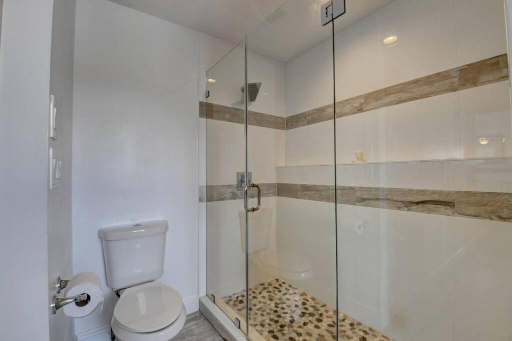 5 Bedroom Mansion With Pool And Non-Heated Jacuzzi Games In Boynton Beach Luaran gambar