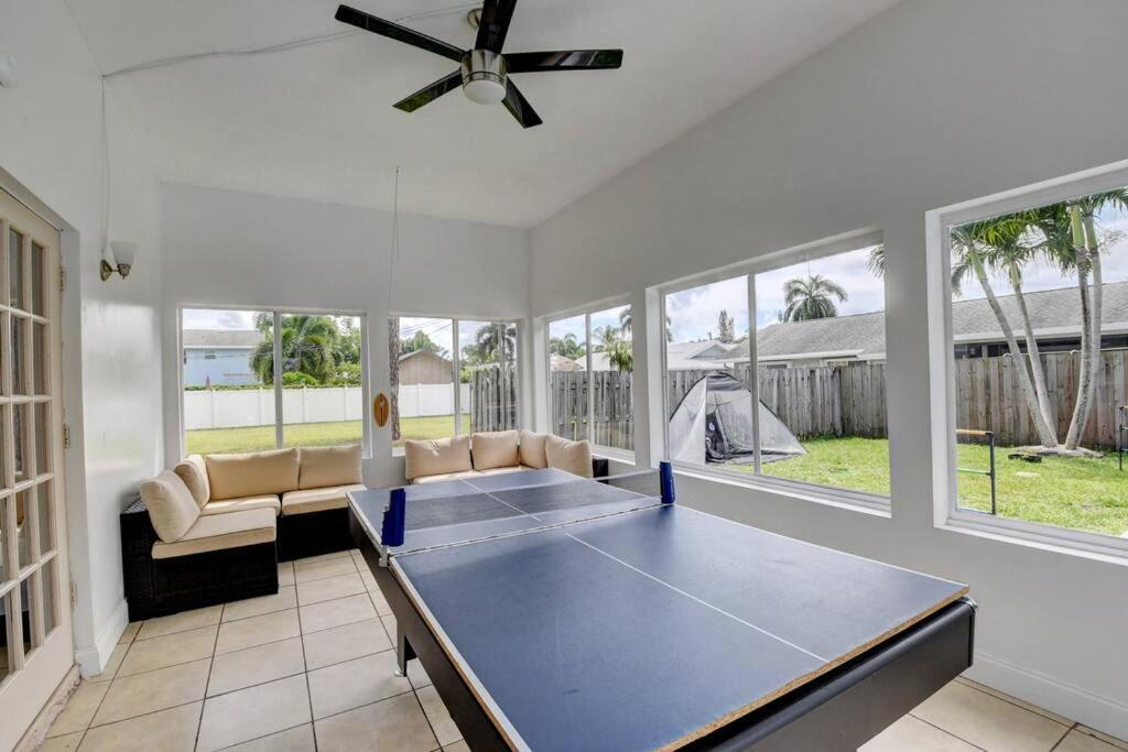 5 Bedroom Mansion With Pool And Non-Heated Jacuzzi Games In Boynton Beach Luaran gambar