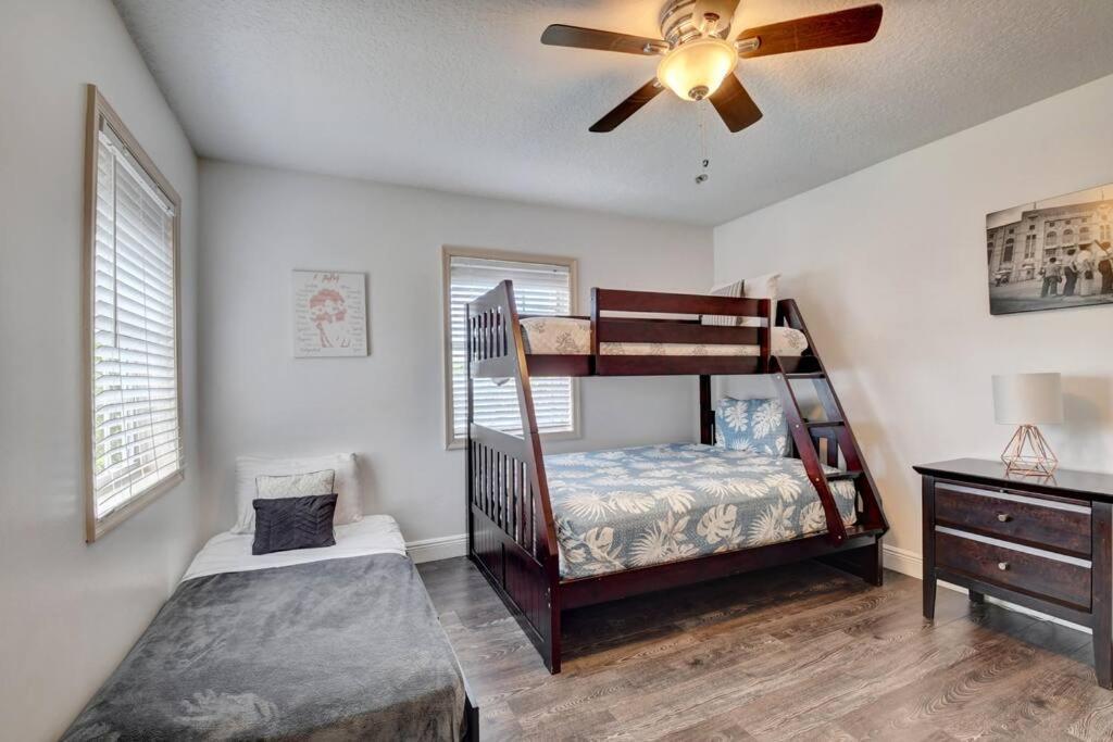 5 Bedroom Mansion With Pool And Non-Heated Jacuzzi Games In Boynton Beach Luaran gambar