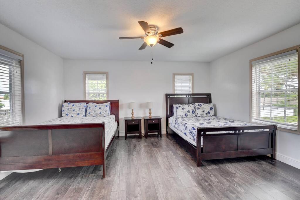 5 Bedroom Mansion With Pool And Non-Heated Jacuzzi Games In Boynton Beach Luaran gambar